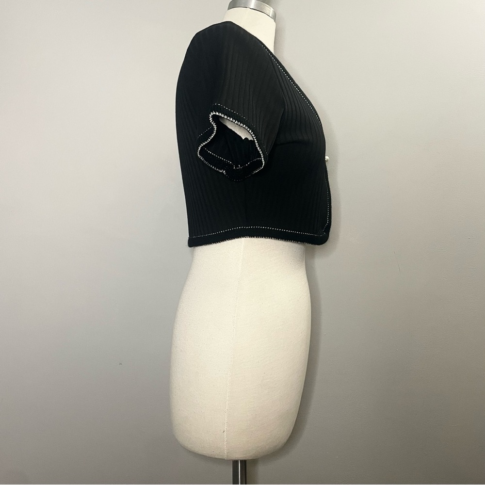 Dazy V-Neck Button Front Ribbed Crop Top - Picture 3 of 7